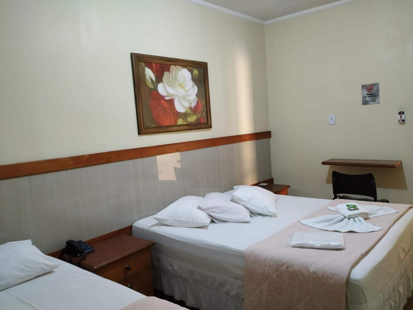 Hotel Garfo De Ouro Cambui Exterior photo