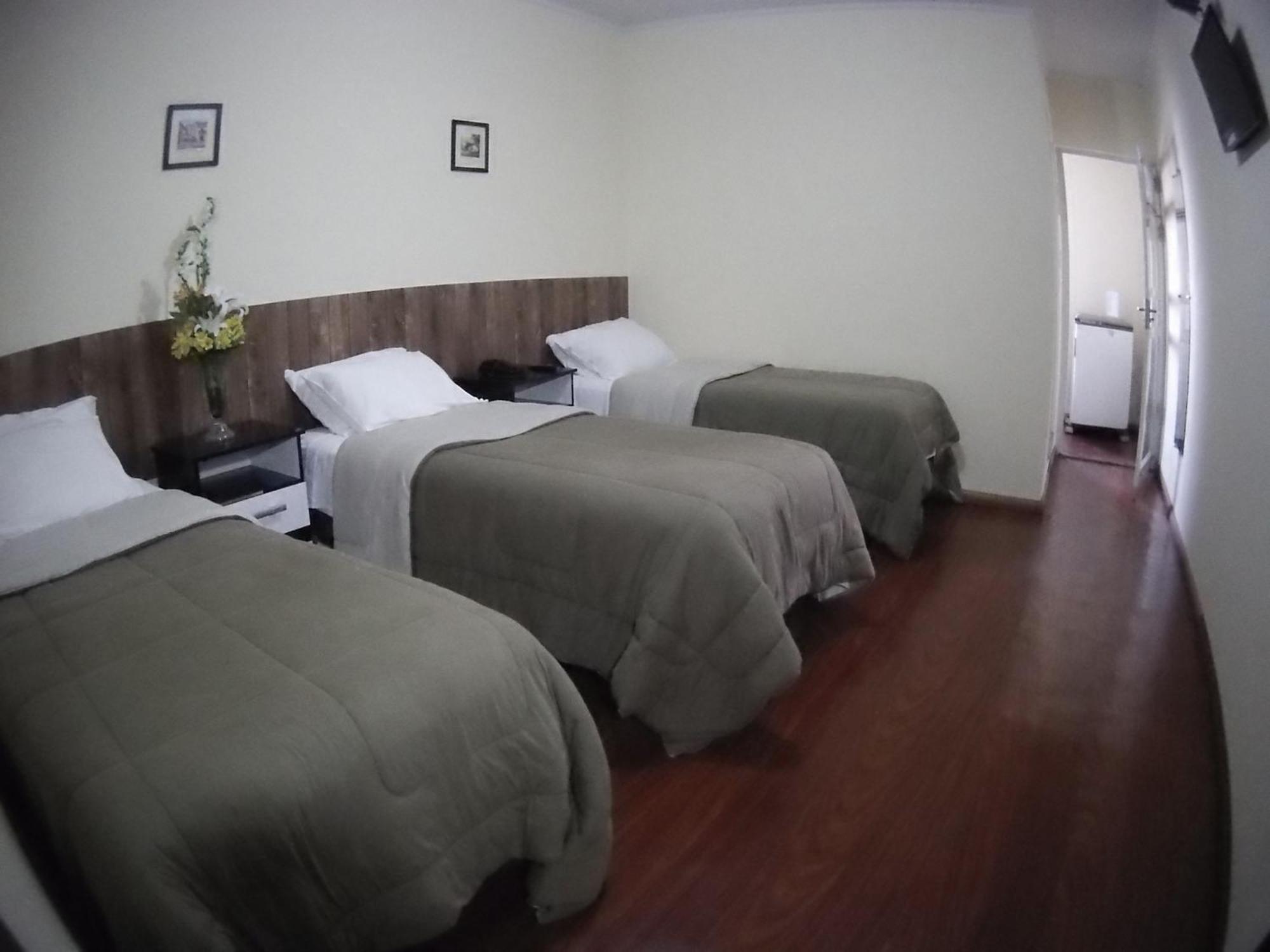 Hotel Garfo De Ouro Cambui Room photo